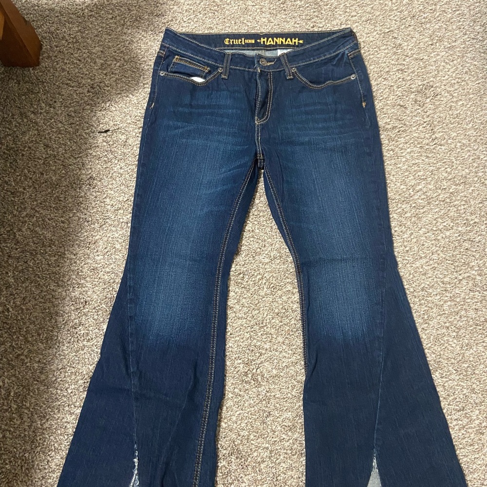 Cinch and cruel girl brand jeans.